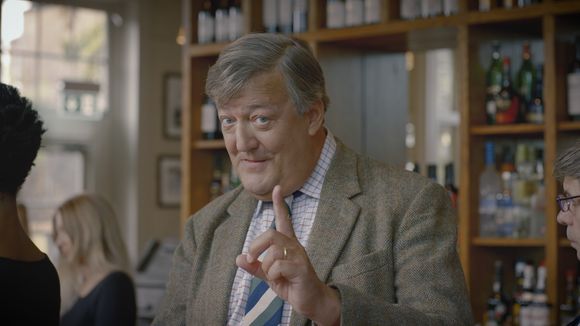 Stephen Fry welcomes Tellyspotting to Heathrow Airport