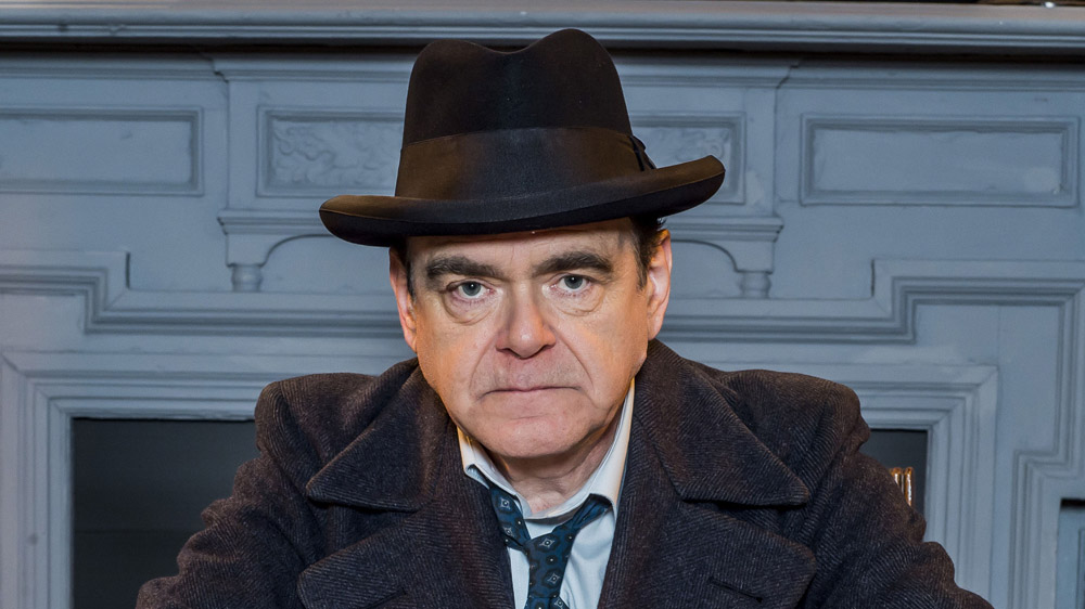 Programme Name: Lost Sitcoms - TX: n/a - Episode: n/a (No. 2) - Picture Shows: Tony Hancock (KEVIN MCNALLY) - (C) BBC - Photographer: Alan Peebles