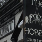 The Hobbit: Pub (David) vs. Hollywood (Goliath)