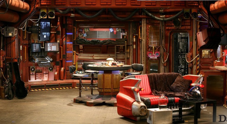 Red Dwarf X sets an October 4 launch