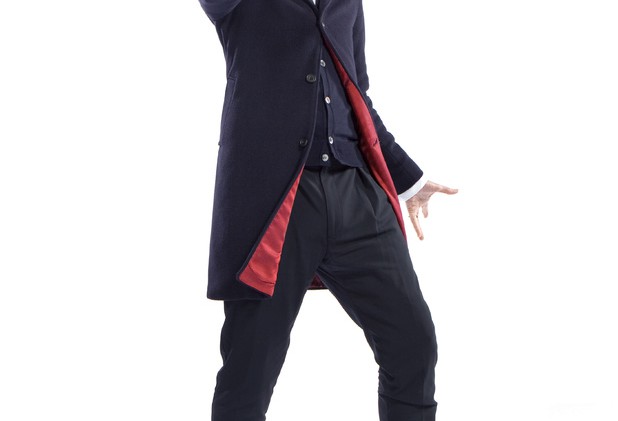 Peter Capaldi ditches nightshirt as first pics released of new Doctor Who outfit