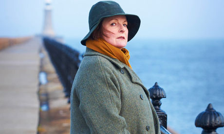 Brenda Blethyn set for 'Vera' return in 2015