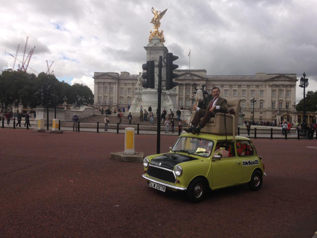 Mr. Bean at Buckingham Palace for his 25th birthday