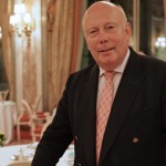 Sir Julian Fellowes thanks fans of ‘Downton Abbey’. Shouldn’t we be thanking him?