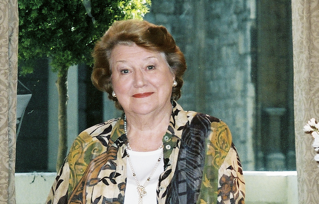 Happy belated 90th, Dame Patricia Routledge!